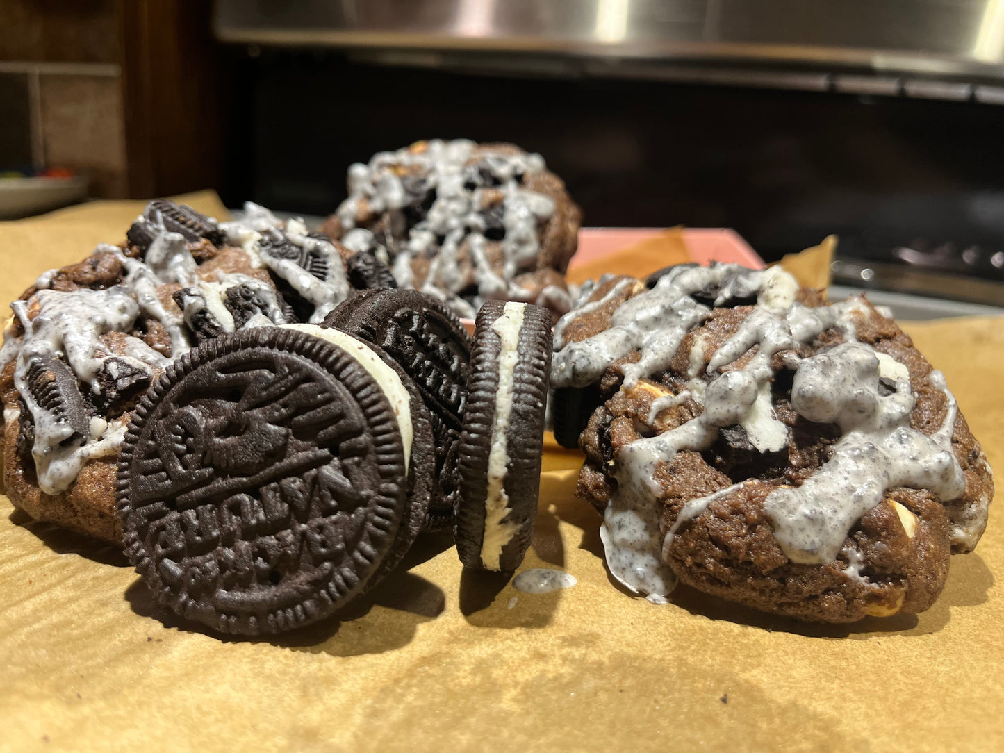 White Chocolate Cookies and Creme